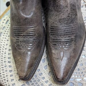 Brown Leather women’s 7.5 slouch soft leather Western Boots